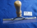 Bild 2 von Kamm-Striegel, breit